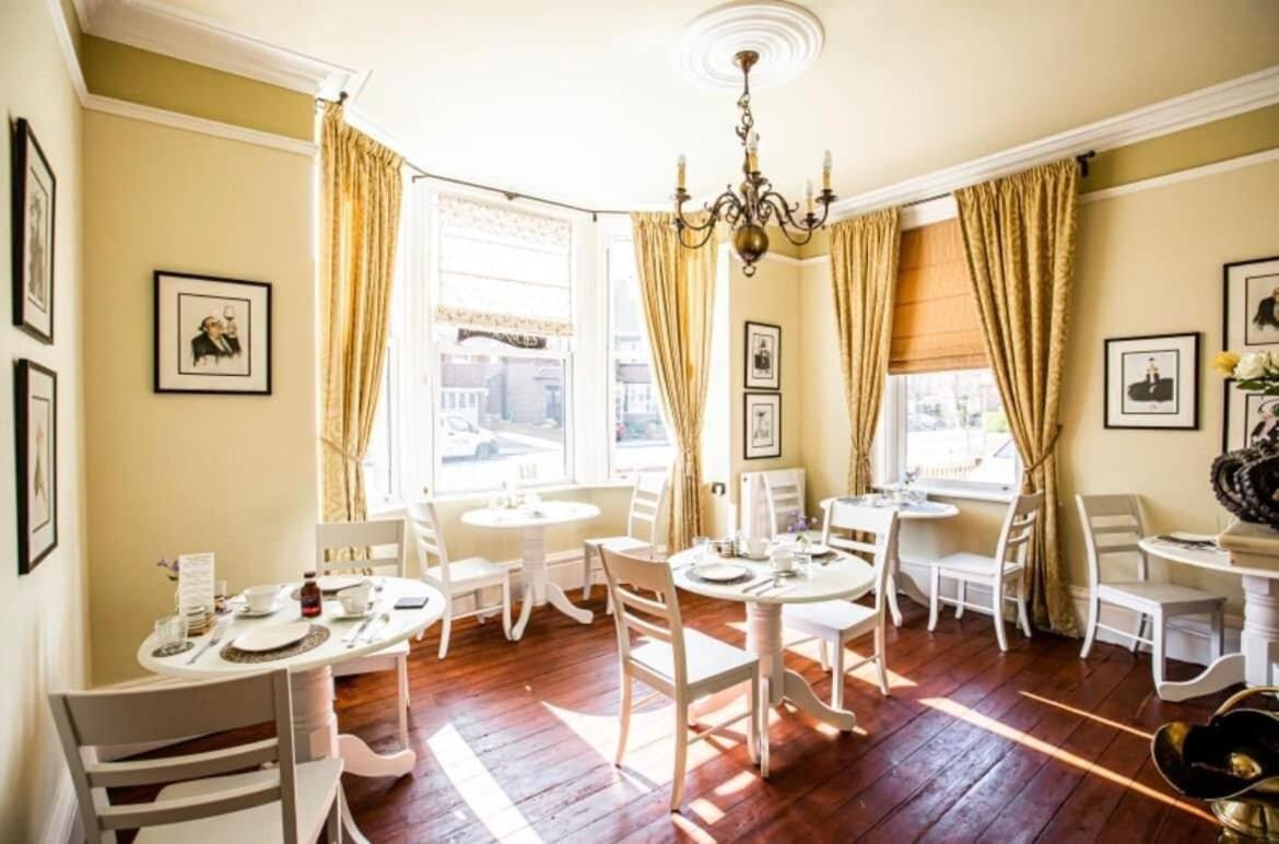 Bed and Breakfast Abbotsleigh Of Whitby Exteriér fotografie